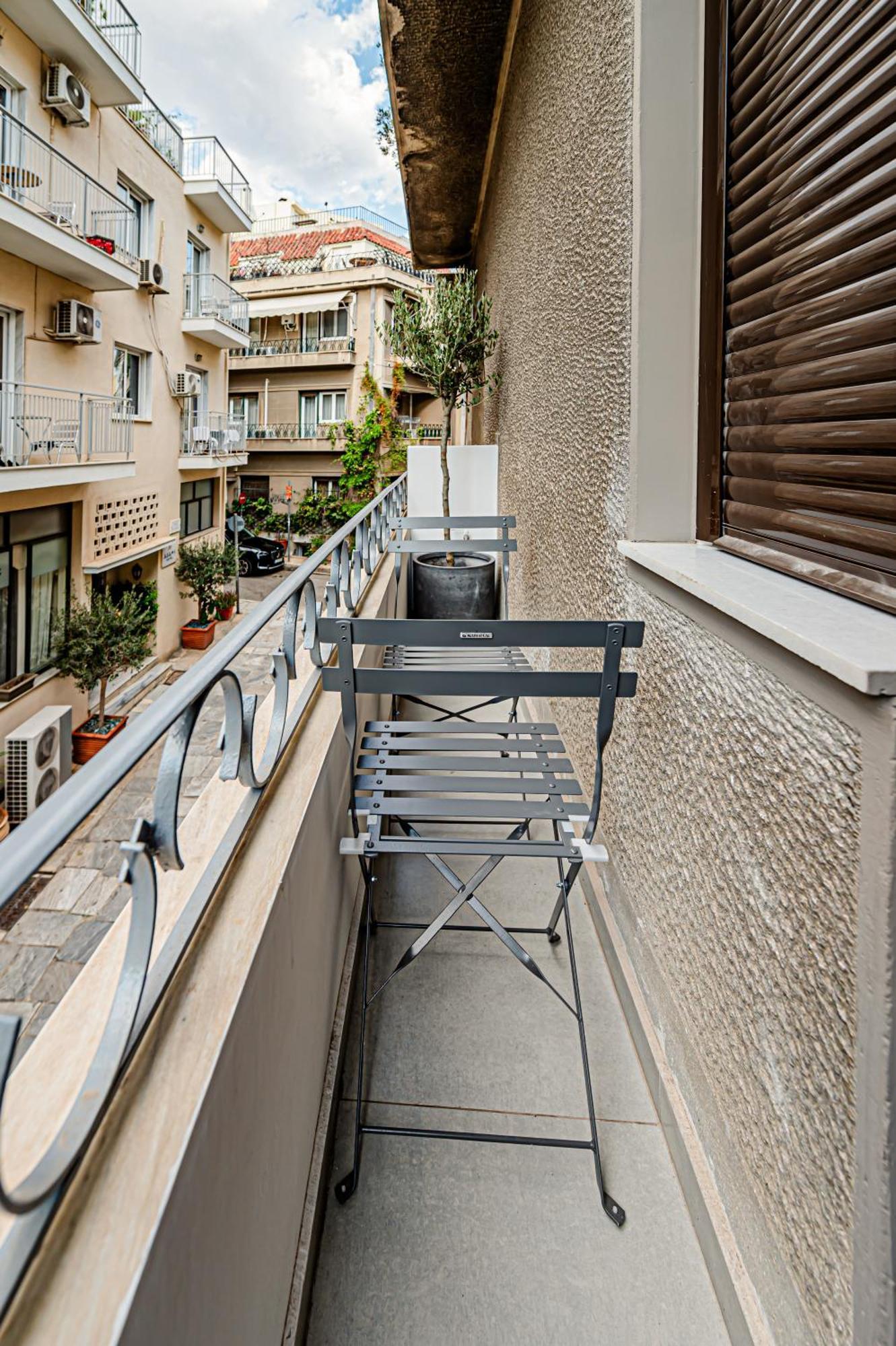 Ιkia Plaka - Timeless Elegance In Athens Apartment Exterior photo